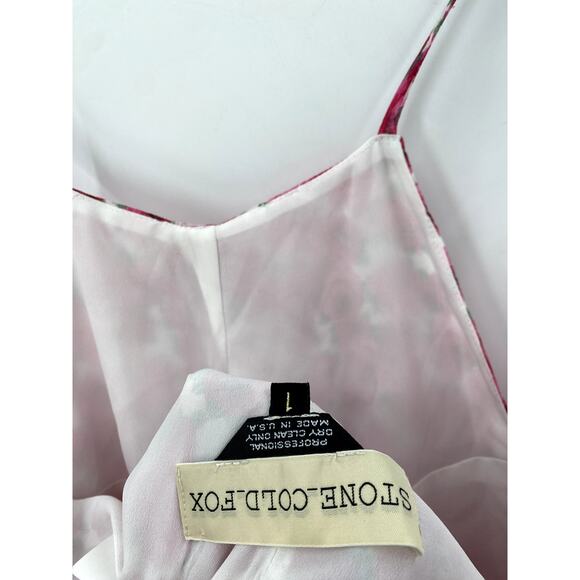 Stone Cold Fox Pink Floral Low Back Romper - Picture 3 of 4